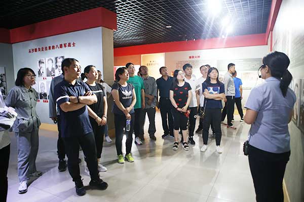 參觀紅色紀念館主題團建活動